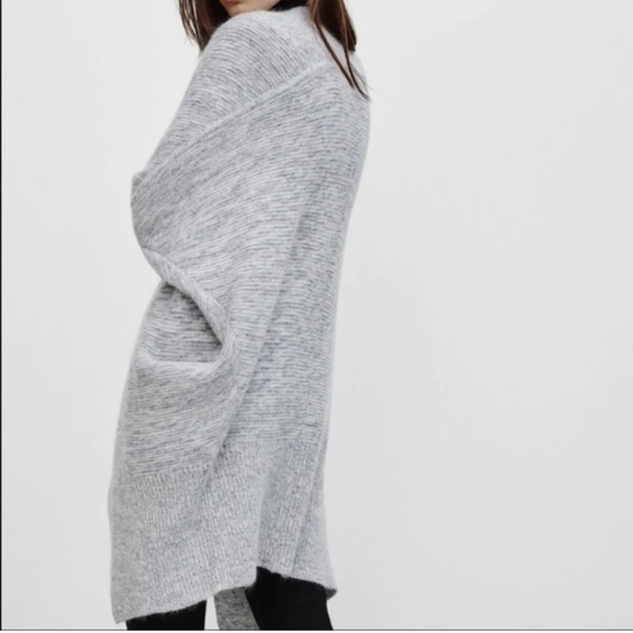 Aritzia Babaton Italian Mohair Cocoon Cardigan Sweater - Picture 3 of 5